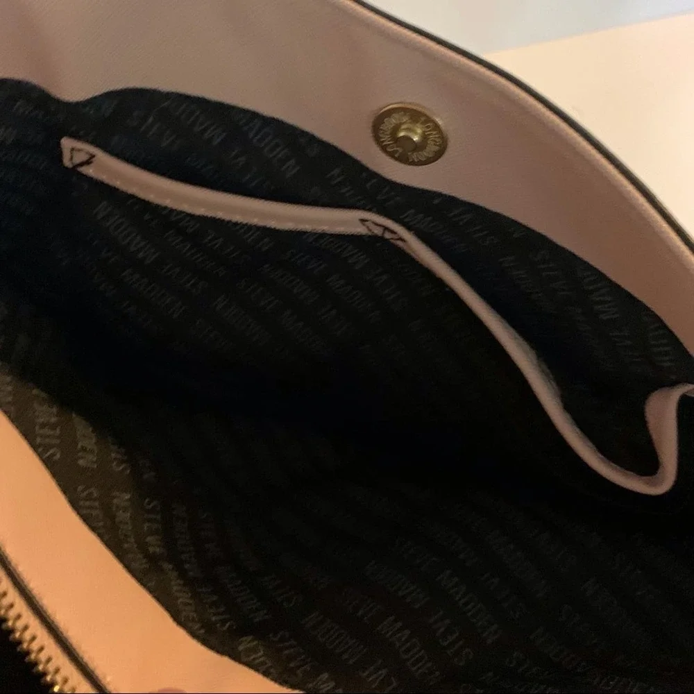 EUC Steve Madden Blush Pink Satchel Work Handbag & Clip on Change Purse Key Ring - Picture 14 of 15